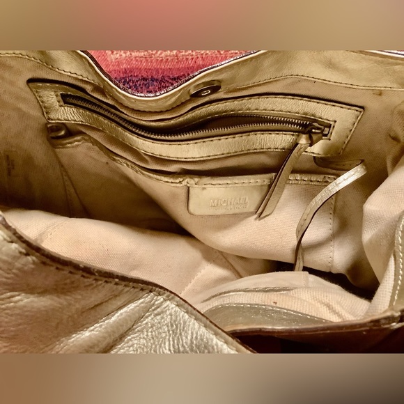 “Michael Kors” Large Silver Handbag - Picture 3 of 4